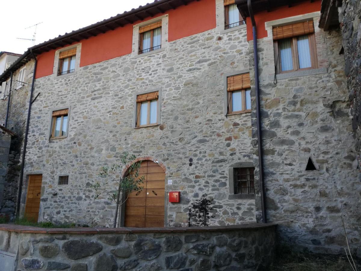 B & B Via Di Mezzo Coreglia Antelminelli Εξωτερικό φωτογραφία