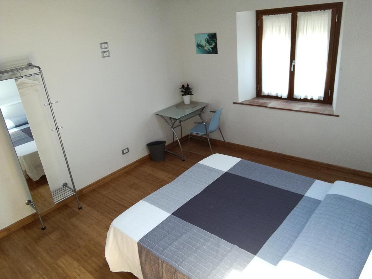 B & B Via Di Mezzo Coreglia Antelminelli Εξωτερικό φωτογραφία