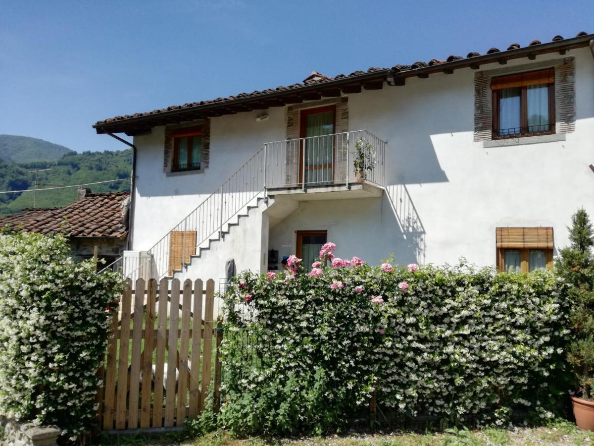 B & B Via Di Mezzo Coreglia Antelminelli Εξωτερικό φωτογραφία